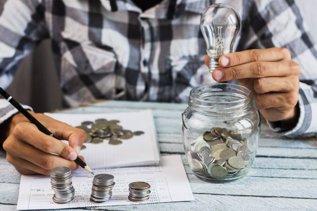 Smart Money Habits: 5 Beginner-Friendly Steps to Start Saving Without Sacrificing