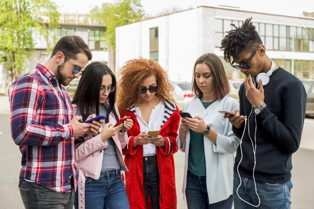 How Gen Z Is Reshaping Social Trends in 2025: From Digital Minimalism to Conscious Influence