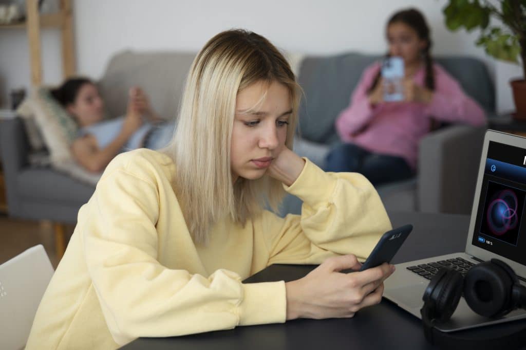 US Social Media Trends: Quiet Quitting 2.0 Explained