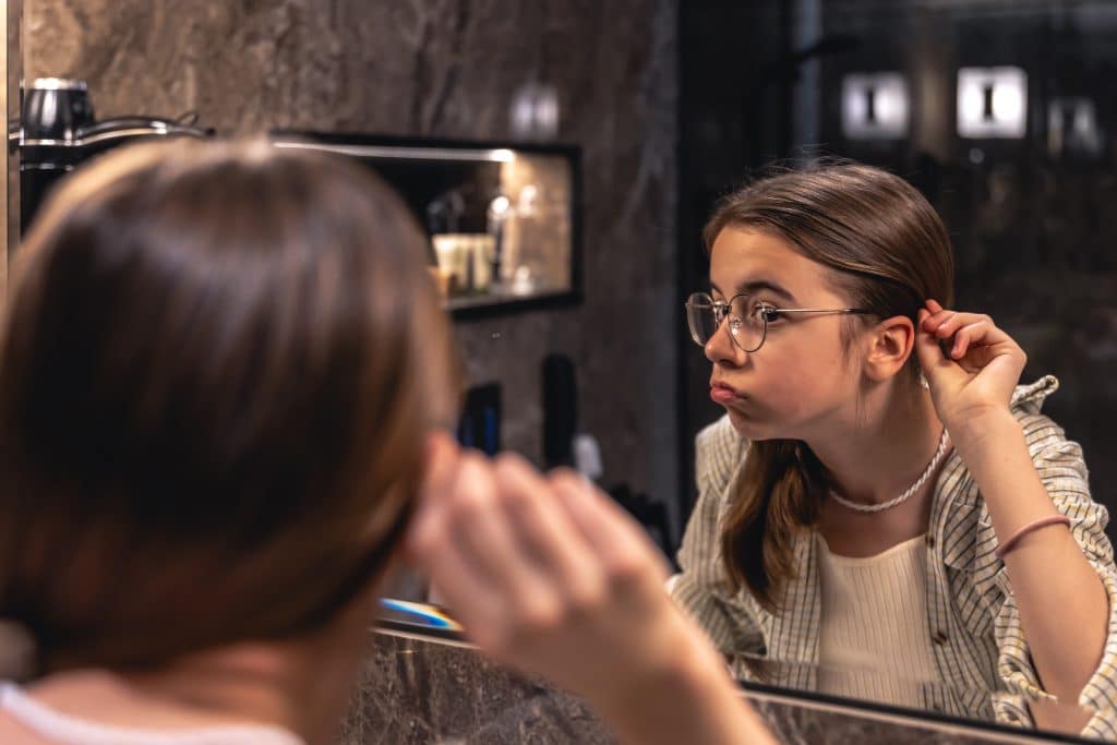 Is the Side Part Back? Debating the Latest Hair Trend Dividing the US